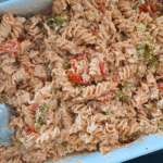 šošovicové cestoviny s feta a lososom